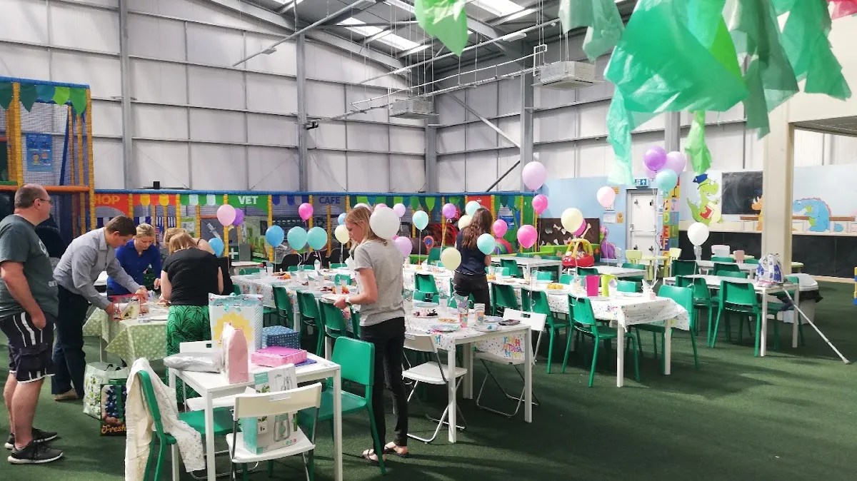 Tee -Rex Soft Play